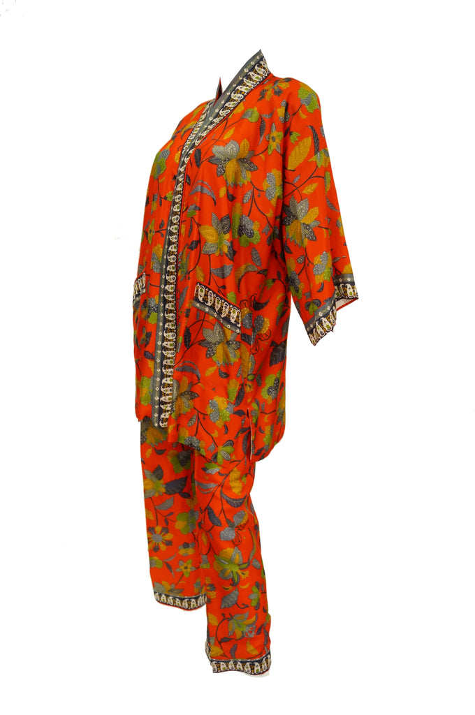 1960s Japanese Red Floral Silk Kimono Two Piece