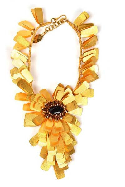 Vilaiwan Gold Tone Tab Flower Statement Necklace