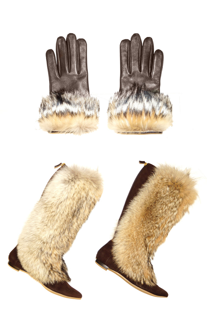 Oscar de la Renta Blonde Fox Fur and Brown Suede Boots