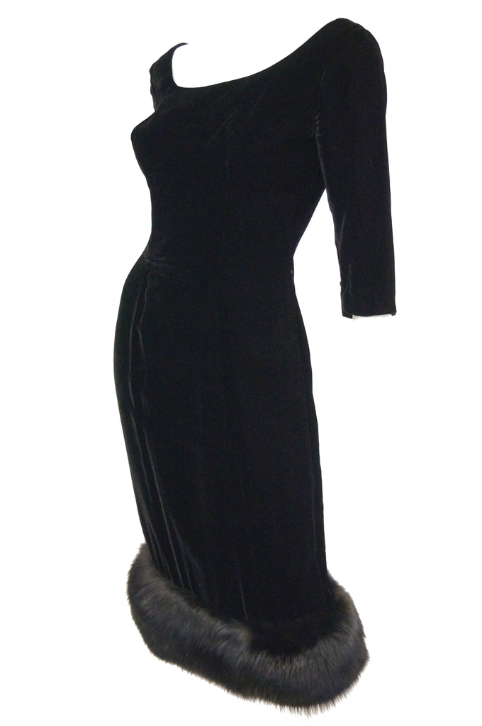 1950s Suzy Perette Black Velvet Fox Trim Cocktail Dress