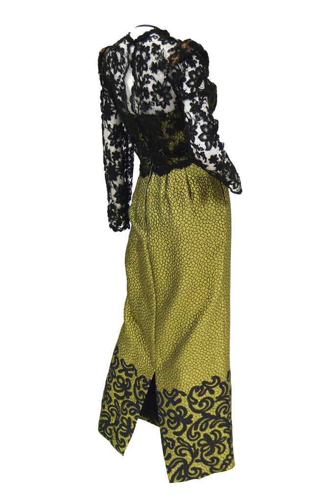 1980s Gorgeous Oscar de La Renta Gold Green “Dragon Scale” Brocade Dress
