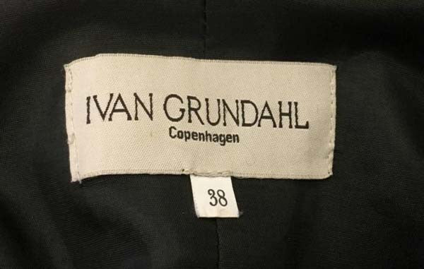 Ivan Grundahl Wool Large Collar -