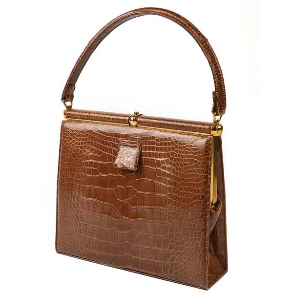 Hermes Kelly 25 Yellow Alligator Handbags  Black leather handbags,  Alligator handbags, Green leather handbag