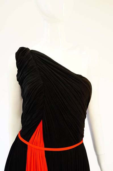 Historically Significant 1940s Madame Gres Grecian Goddess Silk Knit Gown in Black and Red