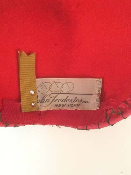 Late 1940s John Fredrics Pink Satin Pyramid Honeycomb Hat