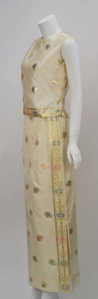 1960s Asian Inspired Silk and Gold Motif Ensemble